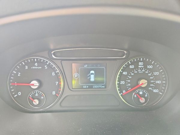 2016 KIA SORENTO L / LX