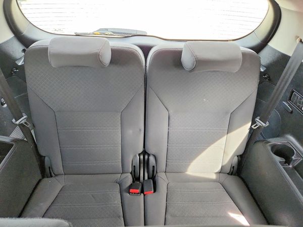 2016 KIA SORENTO L / LX