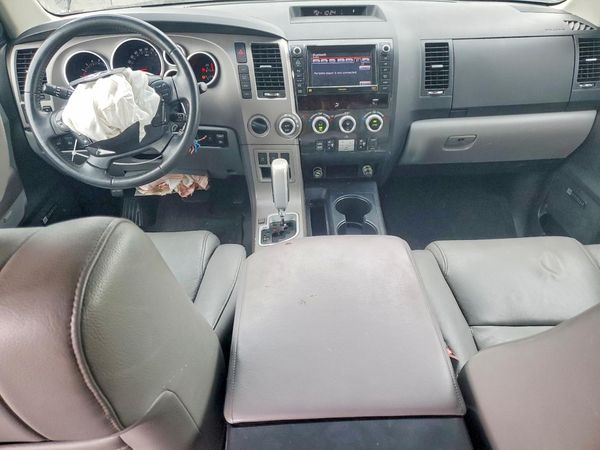 2012 TOYOTA SEQUOIA — CKPT