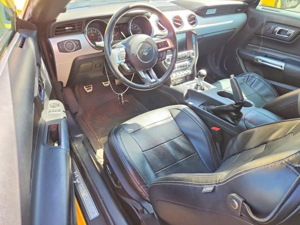 2017 FORD MUSTANG