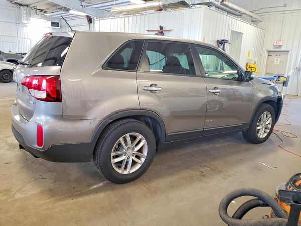 2014 KIA SORENTO Base/ LX