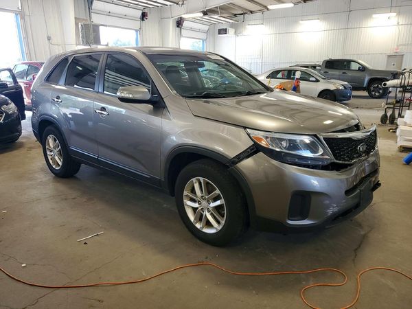 2014 KIA SORENTO Base/ LX
