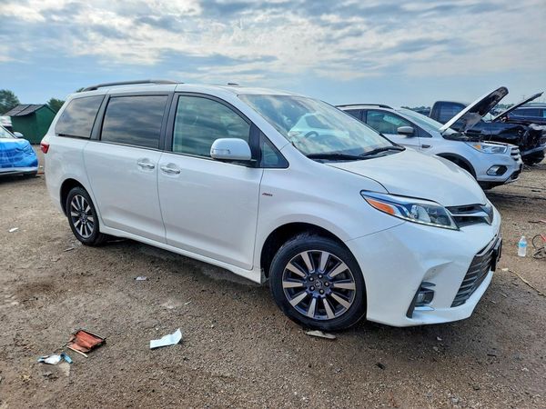 2020 TOYOTA SIENNA