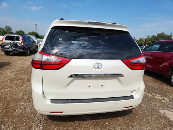 2020 TOYOTA SIENNA