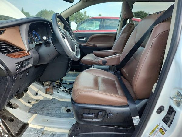 2020 TOYOTA SIENNA
