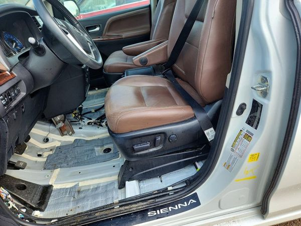2020 TOYOTA SIENNA