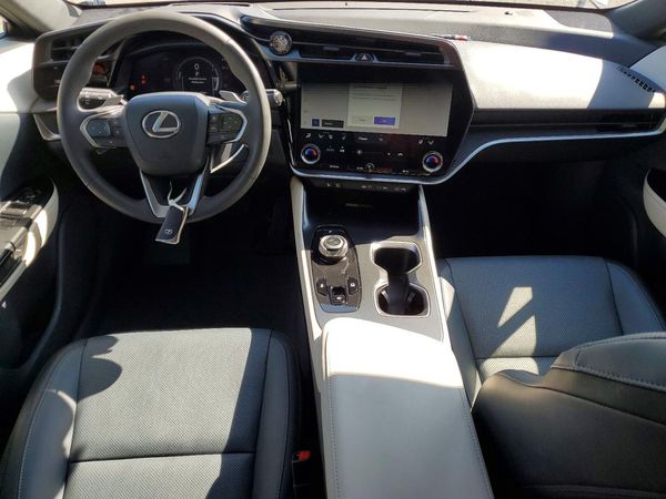 2023 LEXUS RZ 450e Luxury/Premium