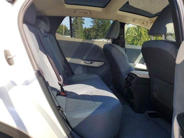 2023 LEXUS RZ 450e Luxury/Premium