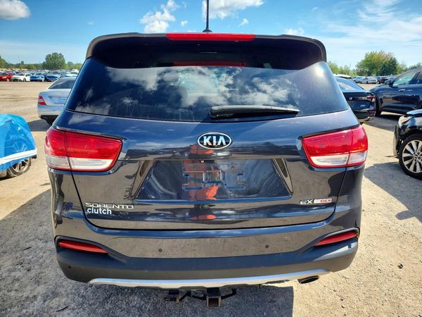 2016 KIA SORENTO