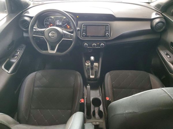 2020 NISSAN KICKS