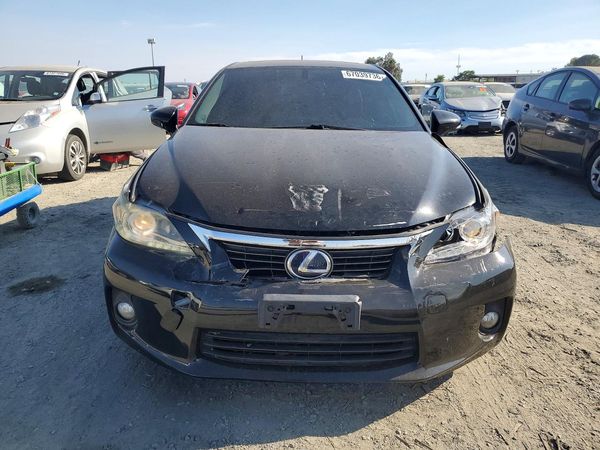 2013 LEXUS CT 200h