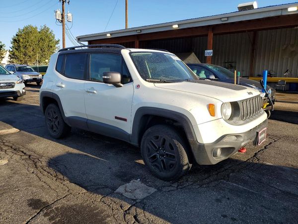2018 JEEP RENEGADE Trailhawk