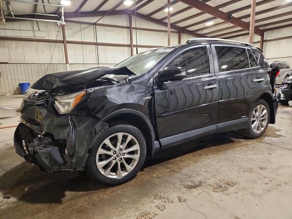 2018 TOYOTA RAV4 — DSFA — Front 3/4