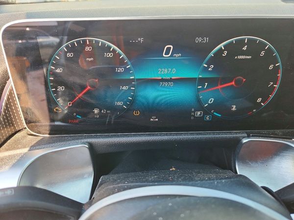 2020 MERCEDES-BENZ GLB GLB250