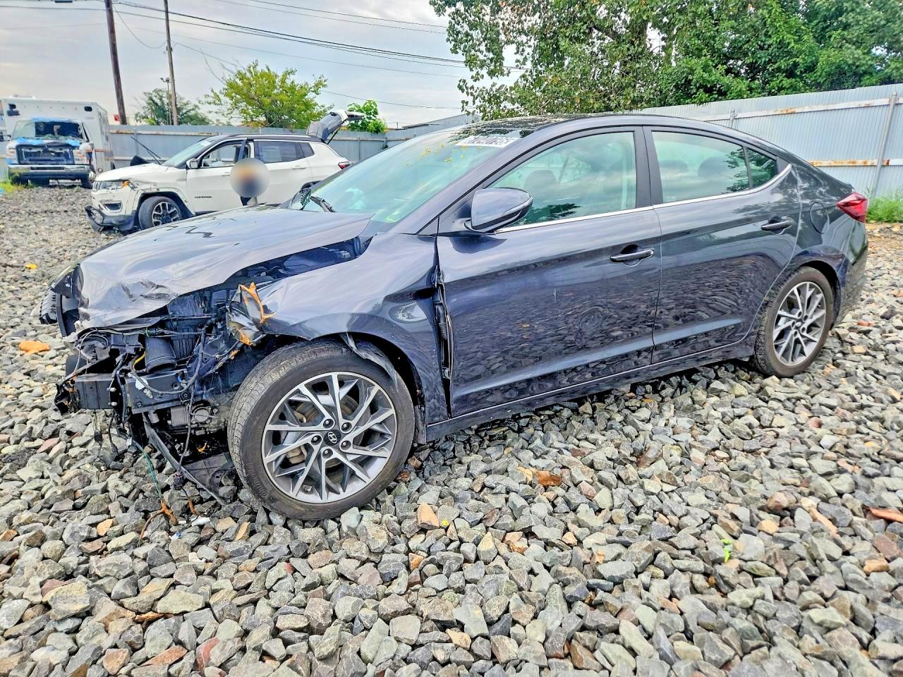 2020 HYUNDAI ELANTRA — Front 3/4