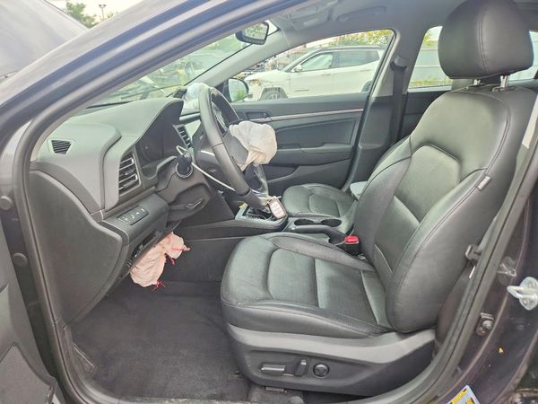 2020 HYUNDAI ELANTRA — DENT