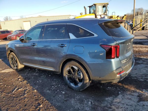 2025 KIA SORENTO