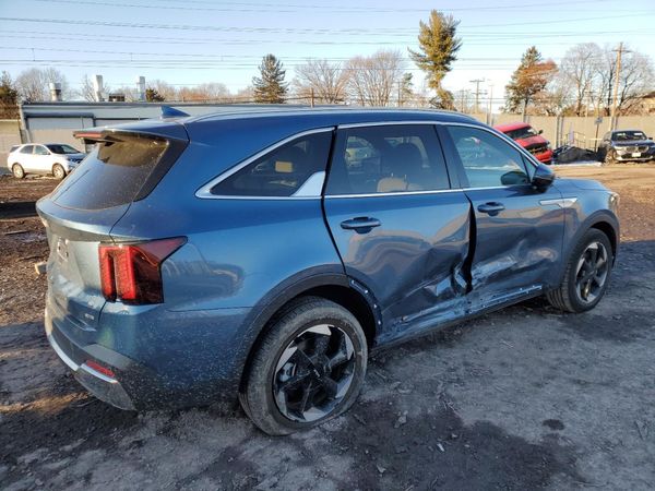 2025 KIA SORENTO