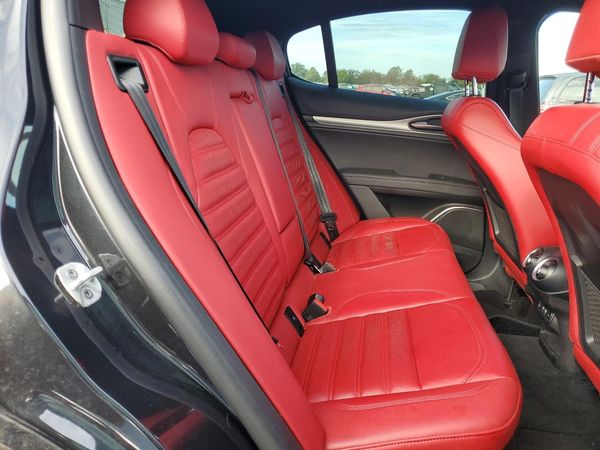 2022 ALFA ROMEO STELVIO
