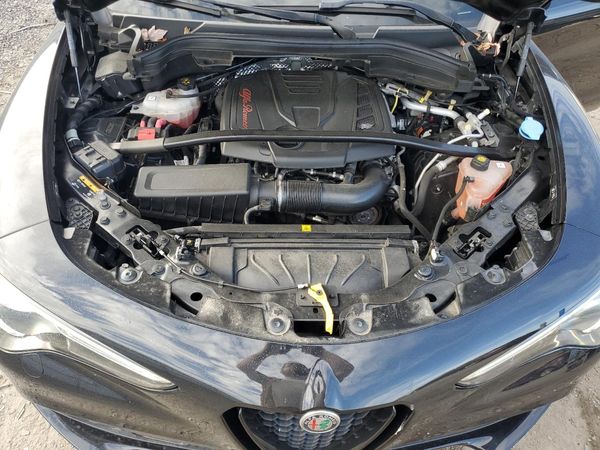 2022 ALFA ROMEO STELVIO