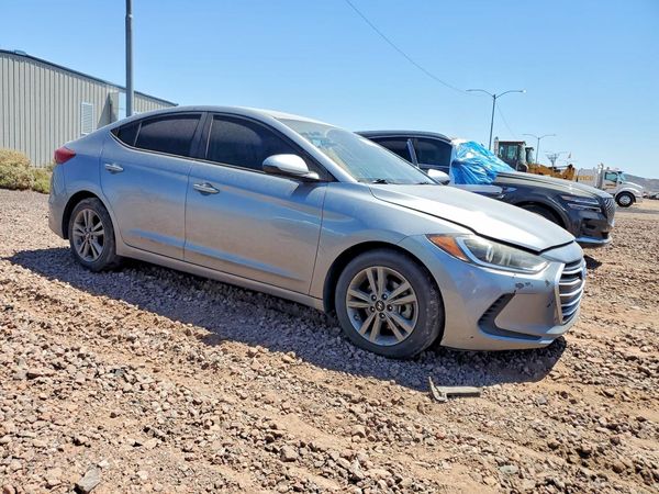 2017 HYUNDAI ELANTRA — Passenger 3/4