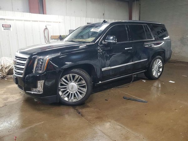 2017 CADILLAC ESCALADE