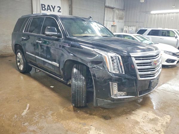 2017 CADILLAC ESCALADE