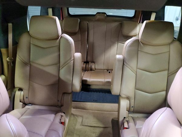 2017 CADILLAC ESCALADE