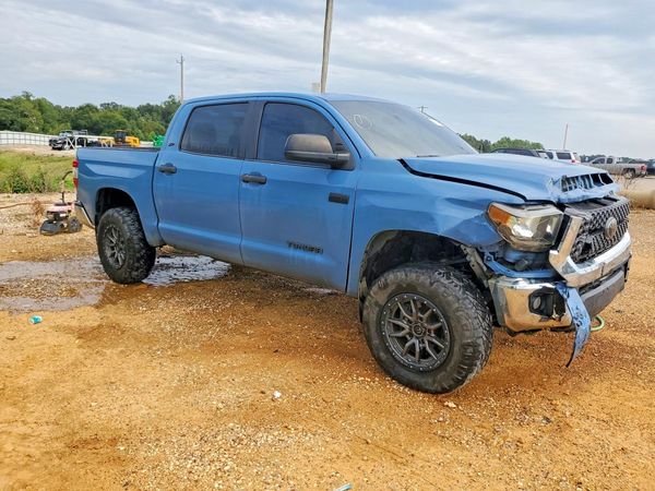 2020 TOYOTA TUNDRA SR5 Grade