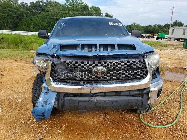 2020 TOYOTA TUNDRA SR5 Grade