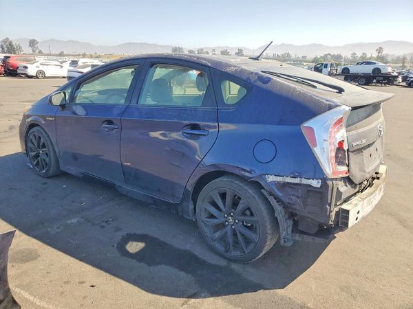 2014 TOYOTA PRIUS