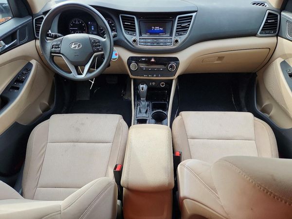 2017 HYUNDAI TUCSON