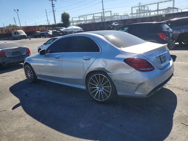 2015 MERCEDES-BENZ C
