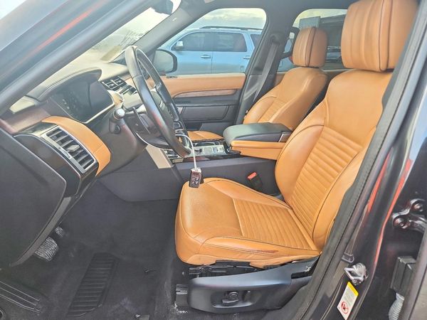 2019 LAND ROVER DISCOVERY HSE Luxury