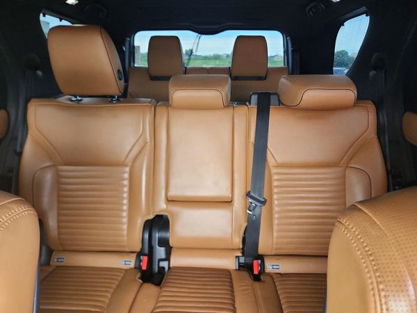 2019 LAND ROVER DISCOVERY HSE Luxury