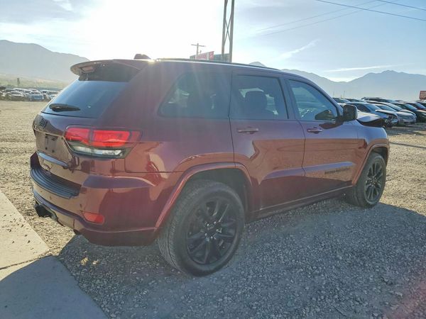 2020 JEEP GRAND CHEROKEE Laredo