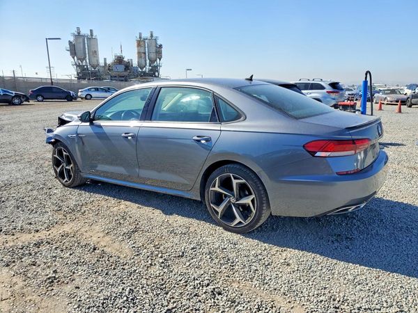 2020 VOLKSWAGEN PASSAT R-Line
