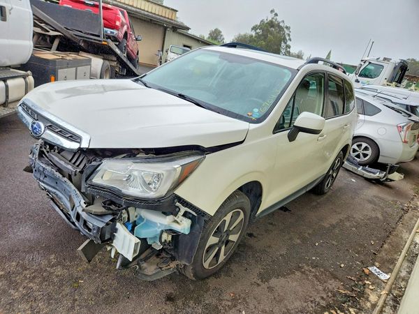 2018 SUBARU FORESTER Premium