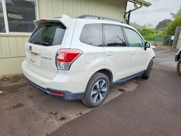 2018 SUBARU FORESTER Premium