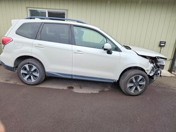 2018 SUBARU FORESTER Premium