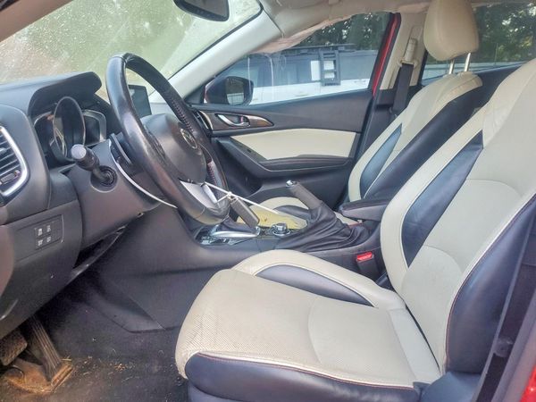 2015 MAZDA 3