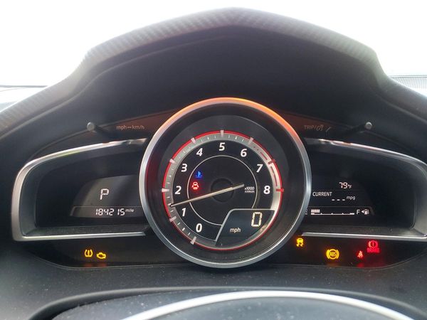 2015 MAZDA 3