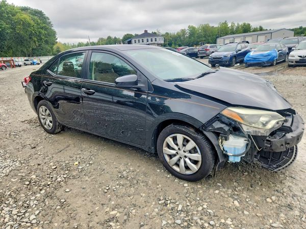 2015 TOYOTA COROLLA
