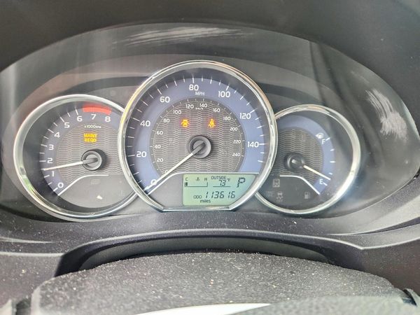 2015 TOYOTA COROLLA