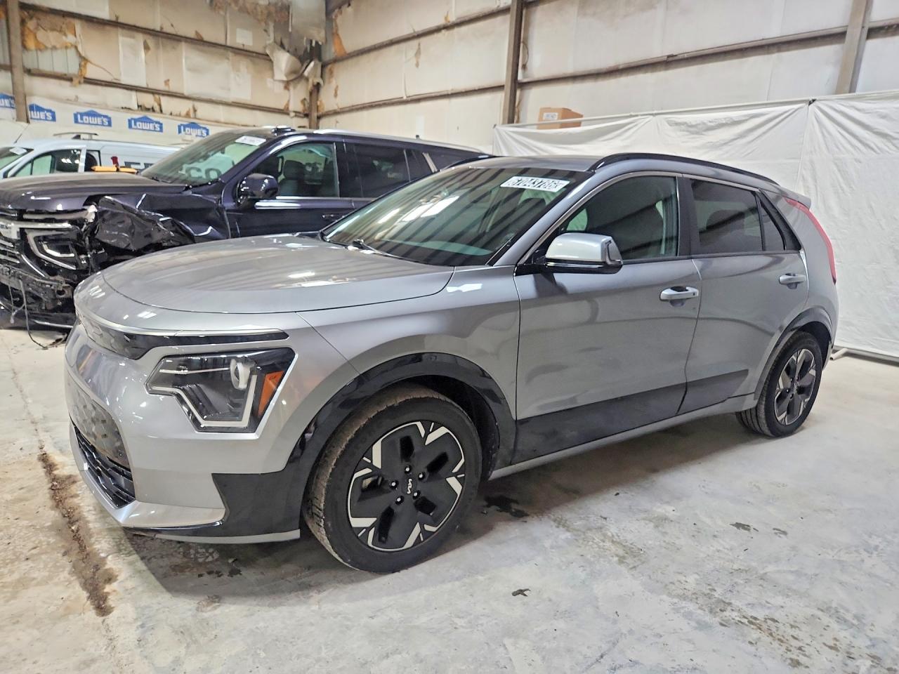 2024 KIA NIRO Wind