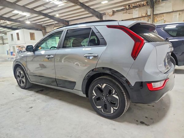2024 KIA NIRO Wind