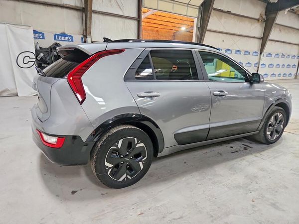 2024 KIA NIRO Wind