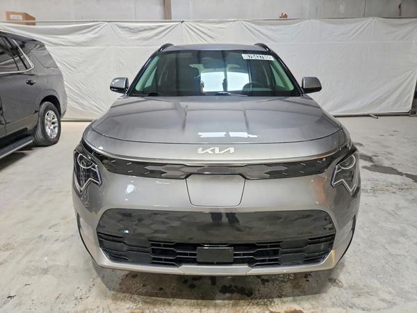2024 KIA NIRO Wind