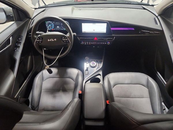 2024 KIA NIRO Wind
