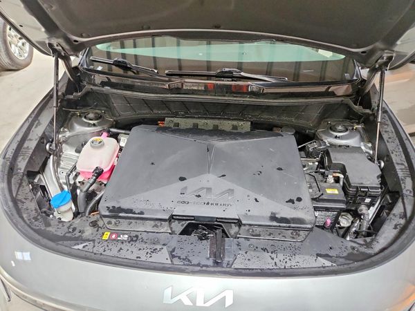 2024 KIA NIRO Wind